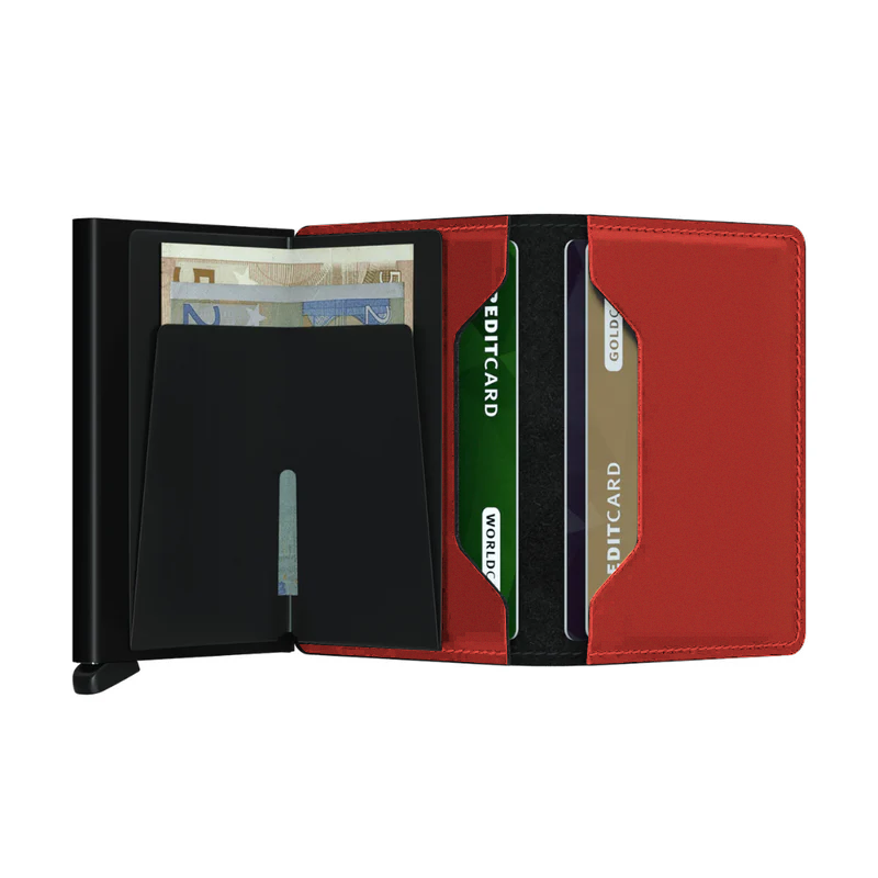 Cleo Cardholder