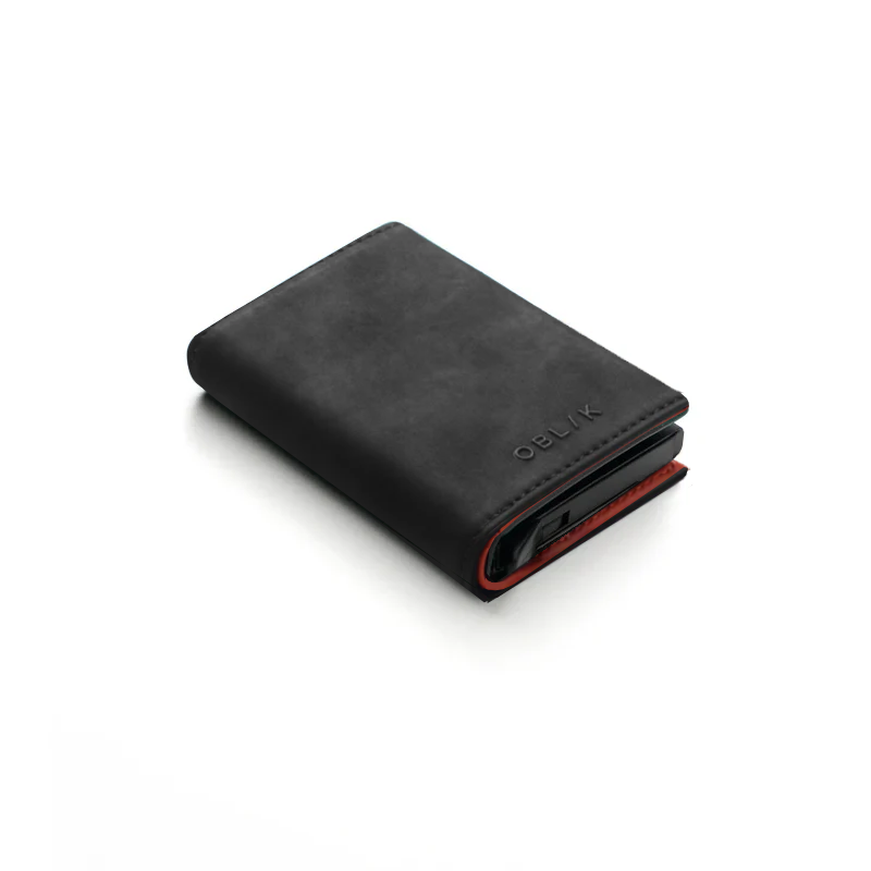 Cleo Cardholder