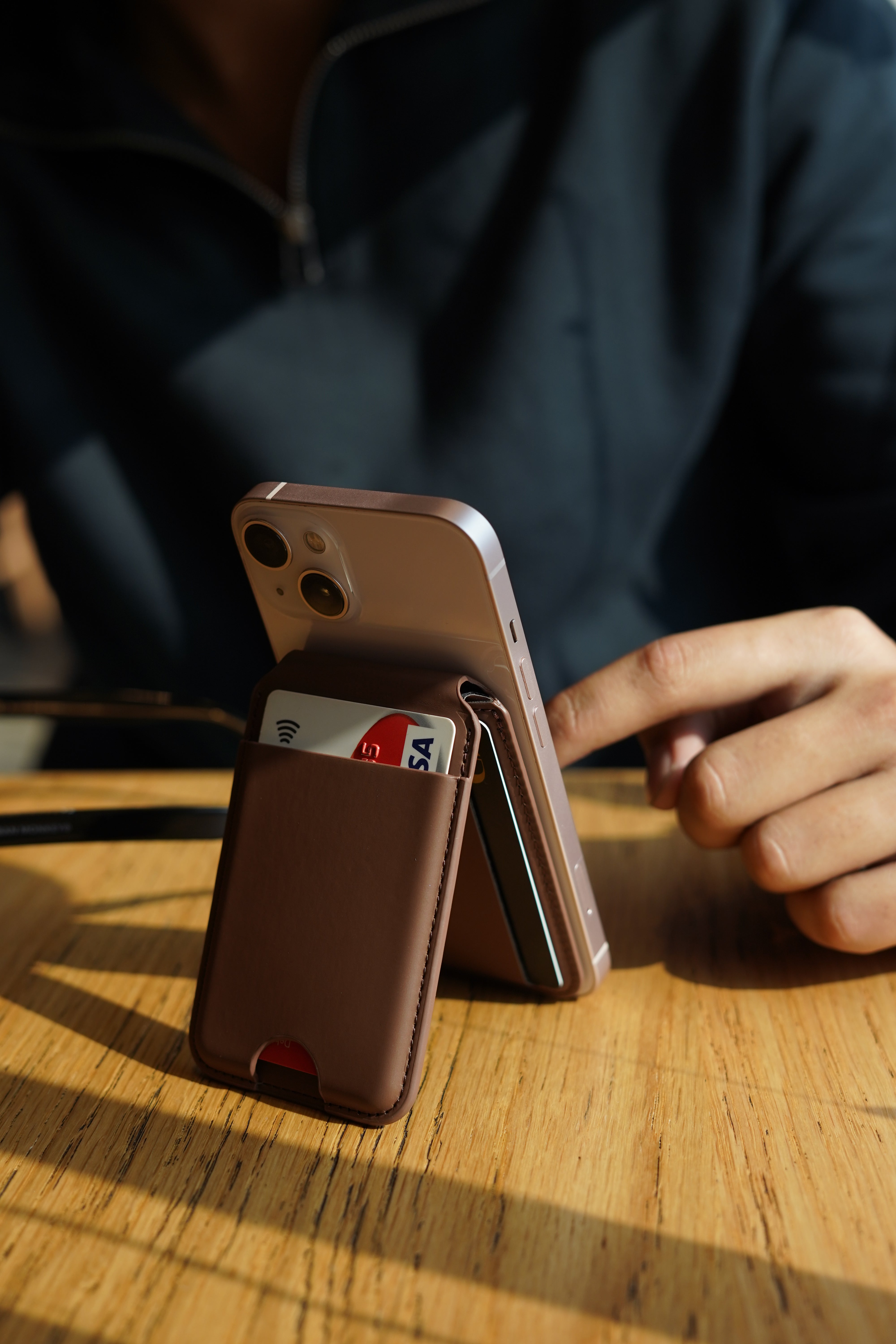 Mag-Safe Wallet